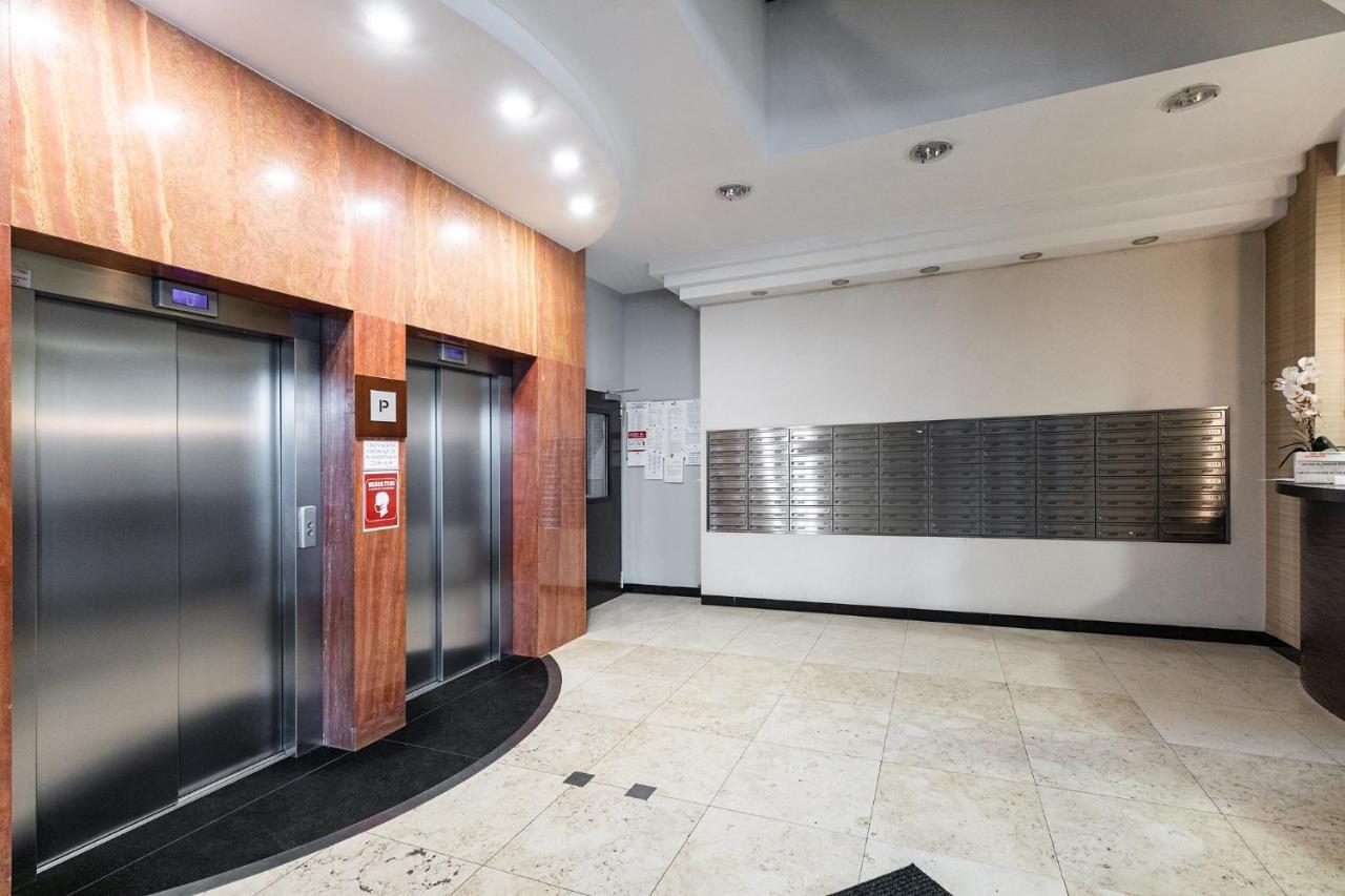 Superapart Towarowa 35 Warsaw Ngoại thất bức ảnh